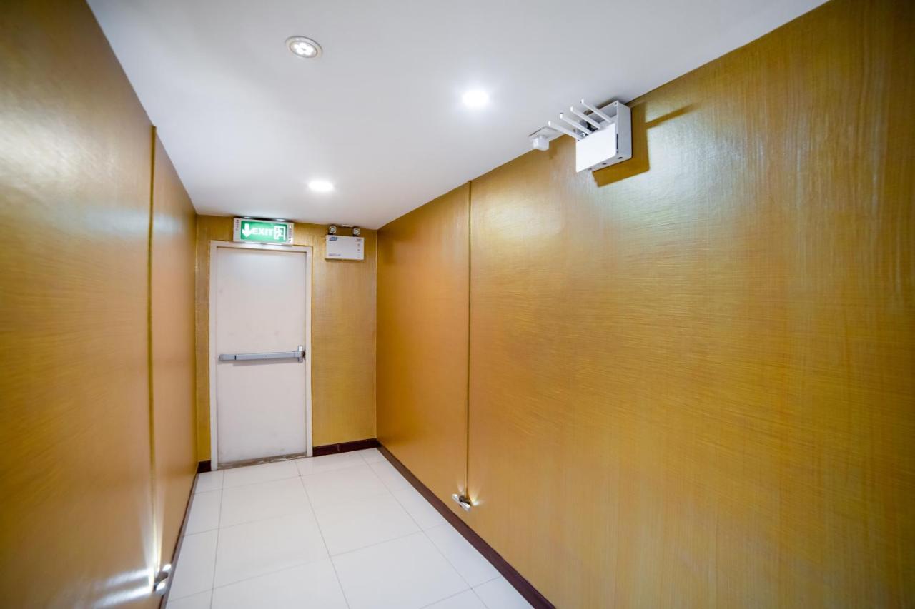 Oyo 460 Int Place Bangkok Extérieur photo