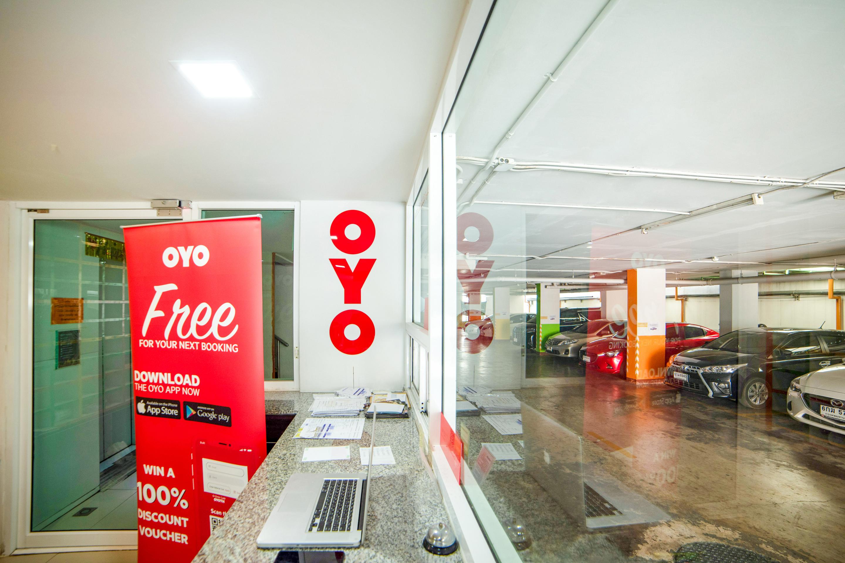 Oyo 460 Int Place Bangkok Extérieur photo